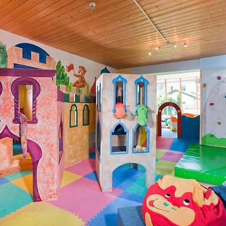 Hotel Truyenhof Ried im Oberinntal Bagian luar foto