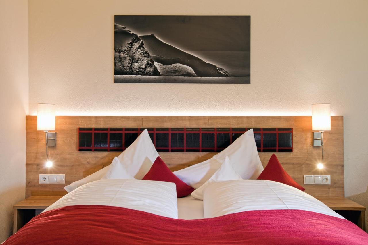 Hotel Truyenhof Ried im Oberinntal Bagian luar foto