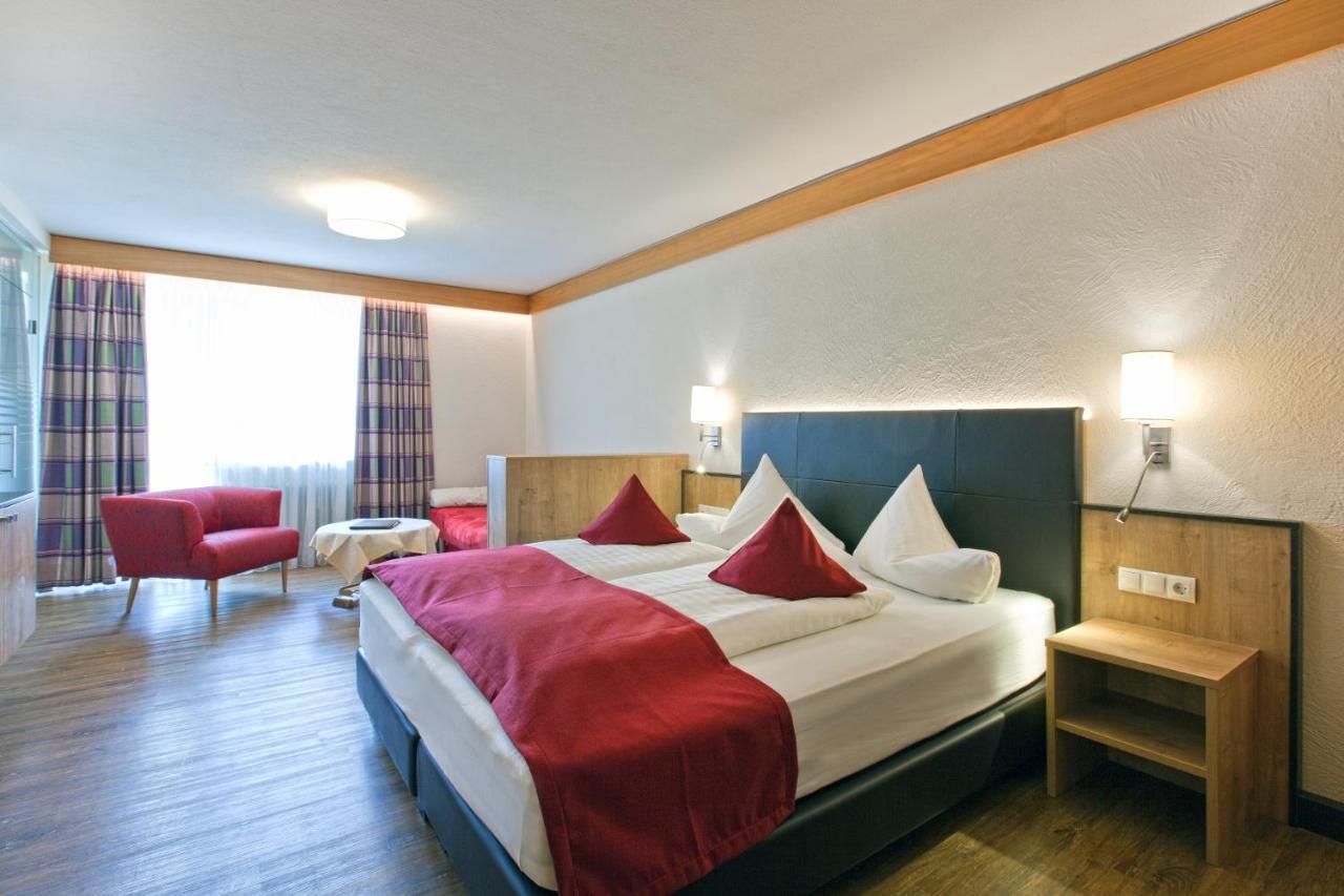 Hotel Truyenhof Ried im Oberinntal Bagian luar foto